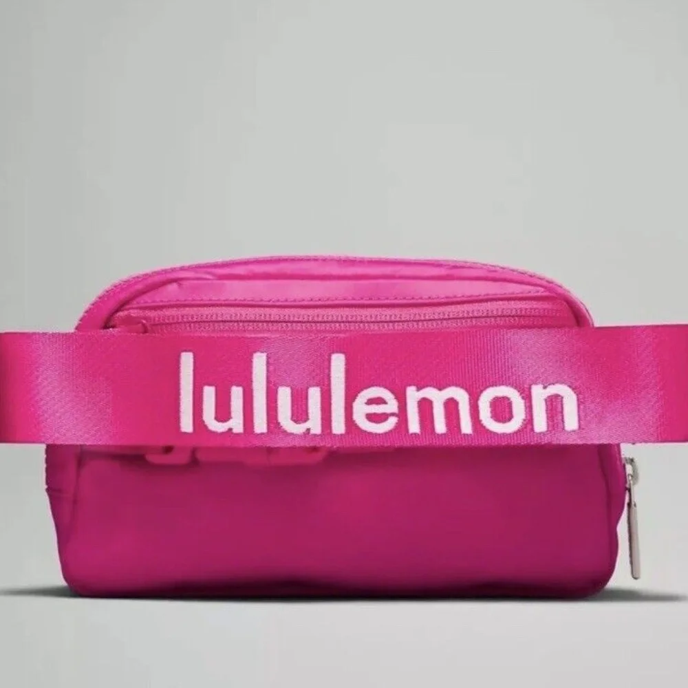 NWT Lululemon SONIC PINK Logo Everywhere 1L Belt Bag Fanny Hip Pack Crossbody - Picture 7 of 7